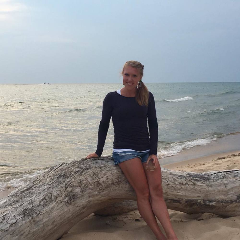 Meet your Posher, Carolyn